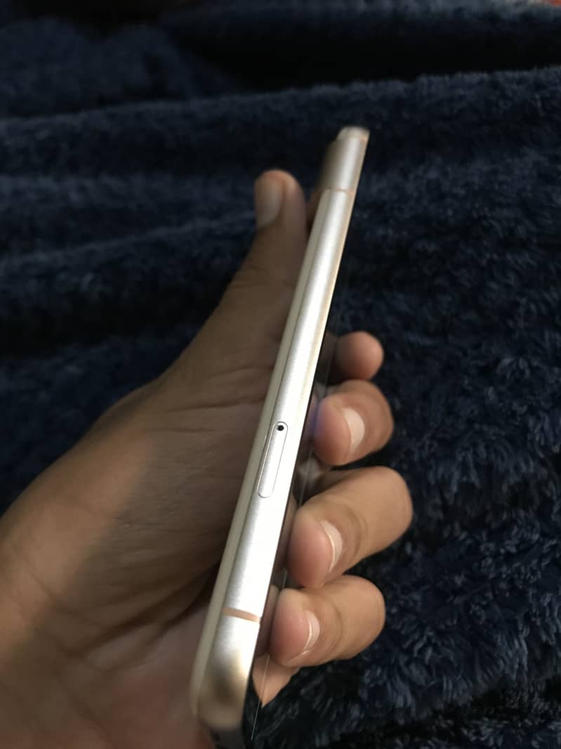 Google Pixel 8 2