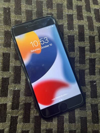 Apple iPhone 7