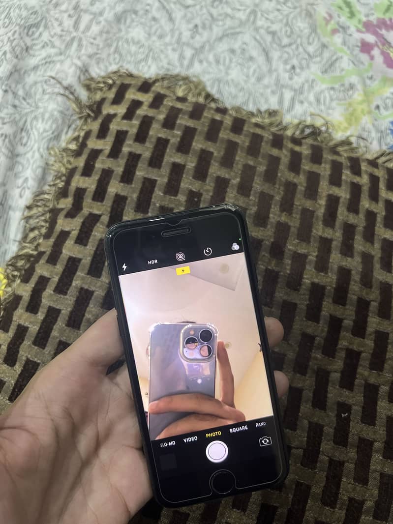 Apple iPhone 7 6