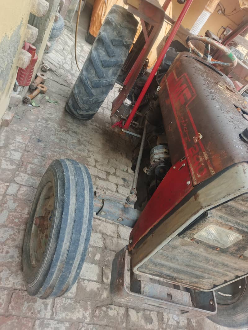 Messy 240 tractor 2
