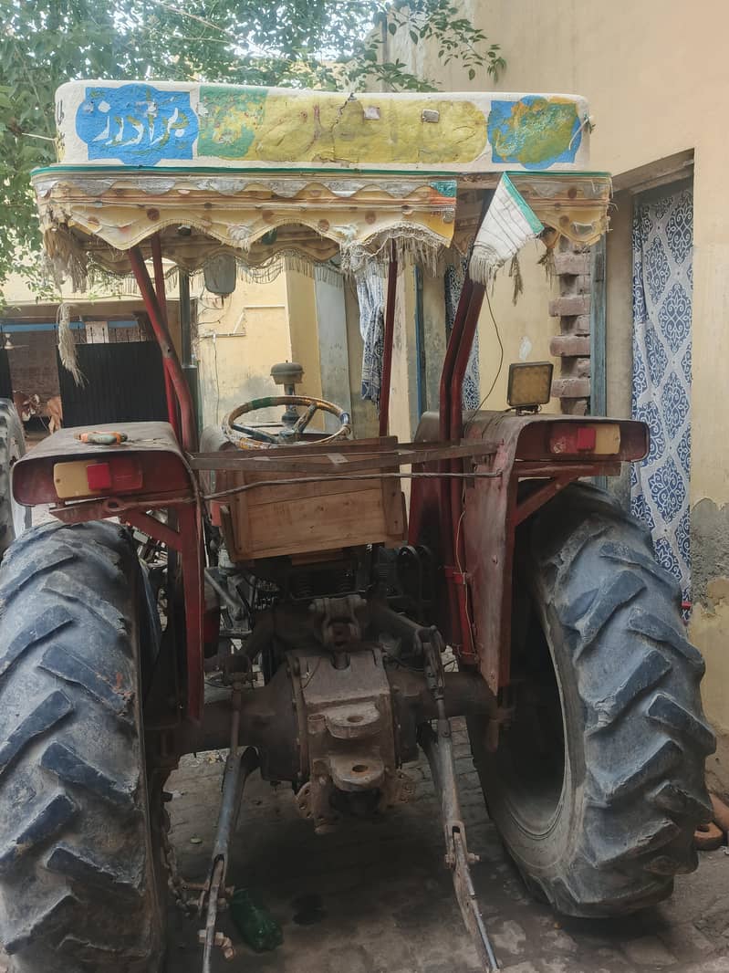 Messy 240 tractor 3