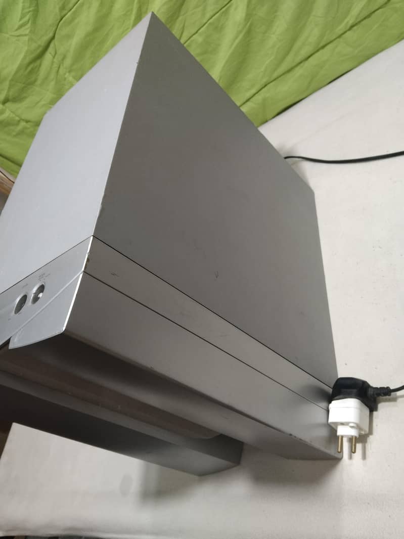 active subwoofer 1