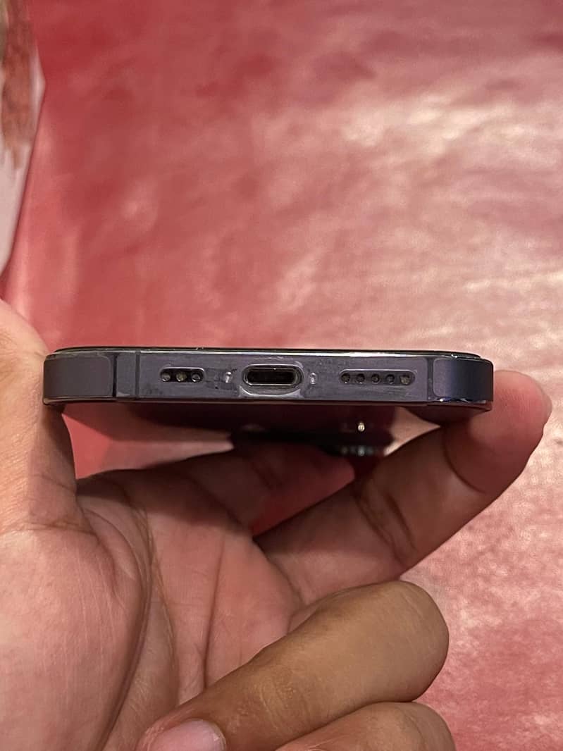 Apple iPhone 14 Pro 1