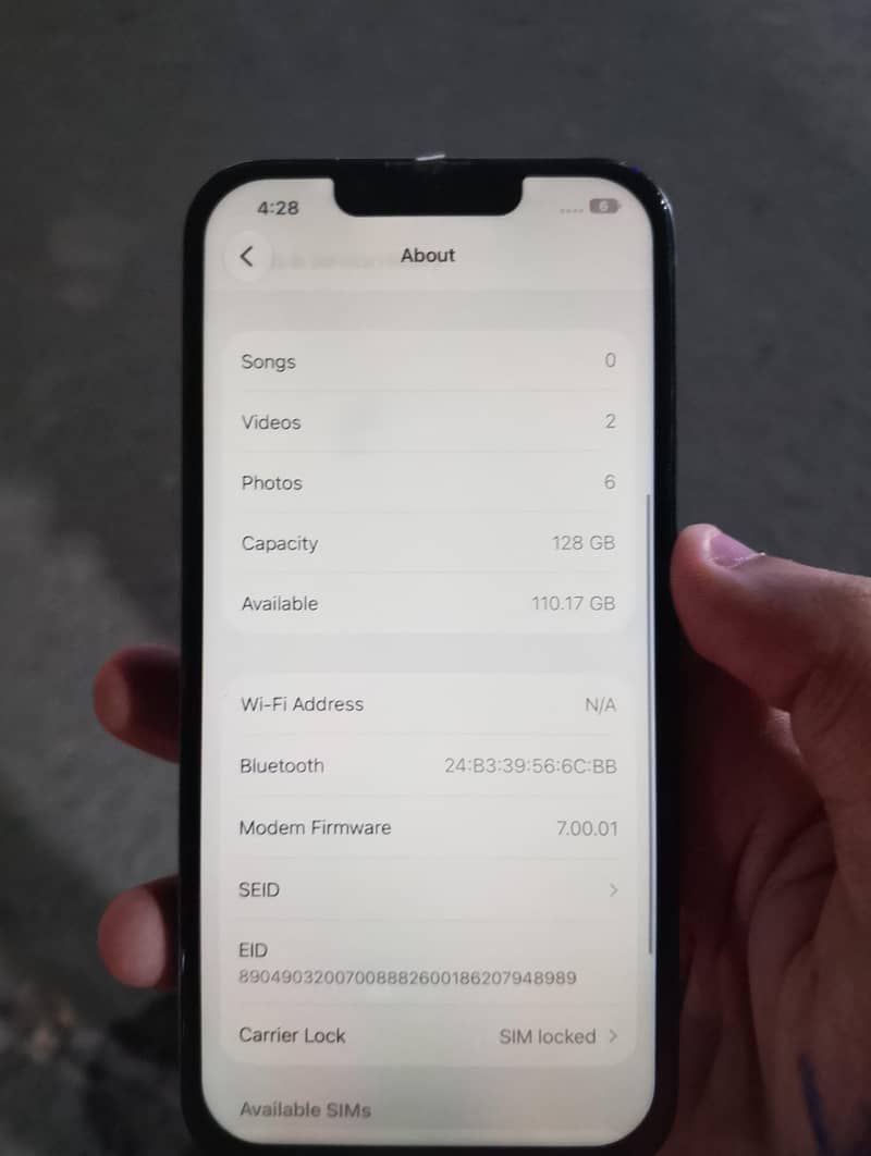 Apple iPhone 13 4
