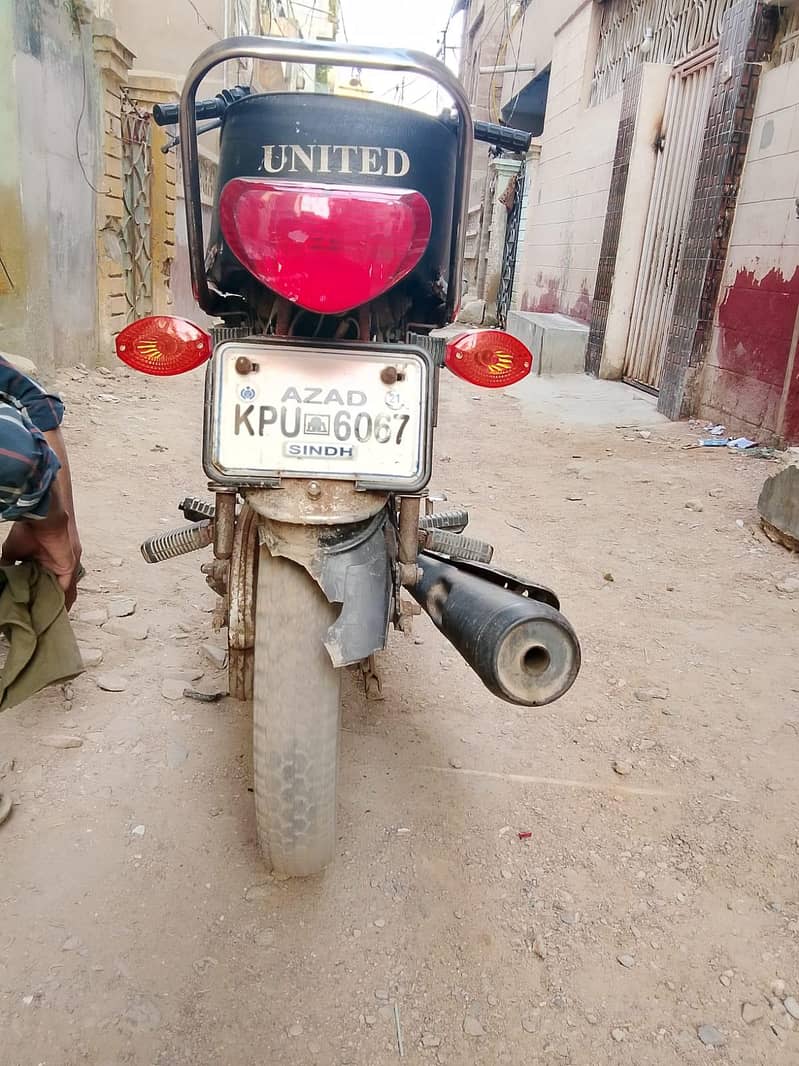 United125 1