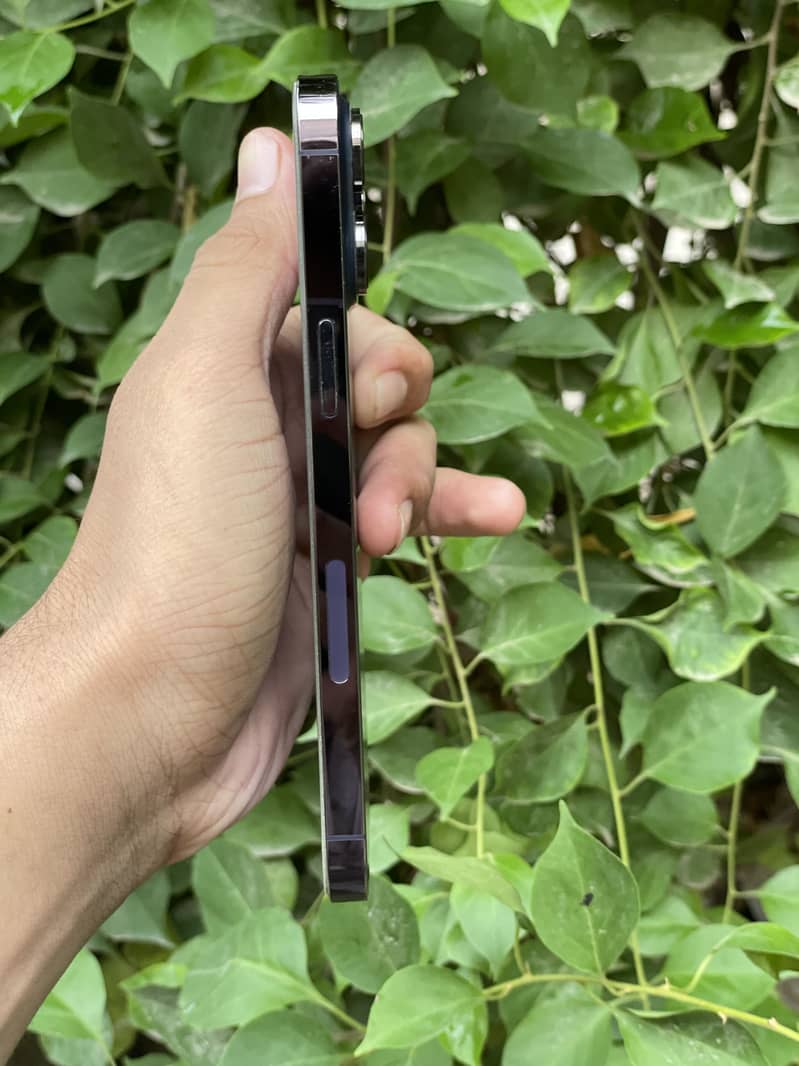 Apple iPhone 14 Pro Max 7