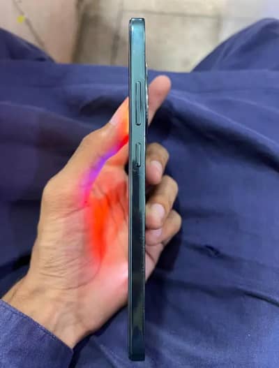 OPPO Reno12 F all okay