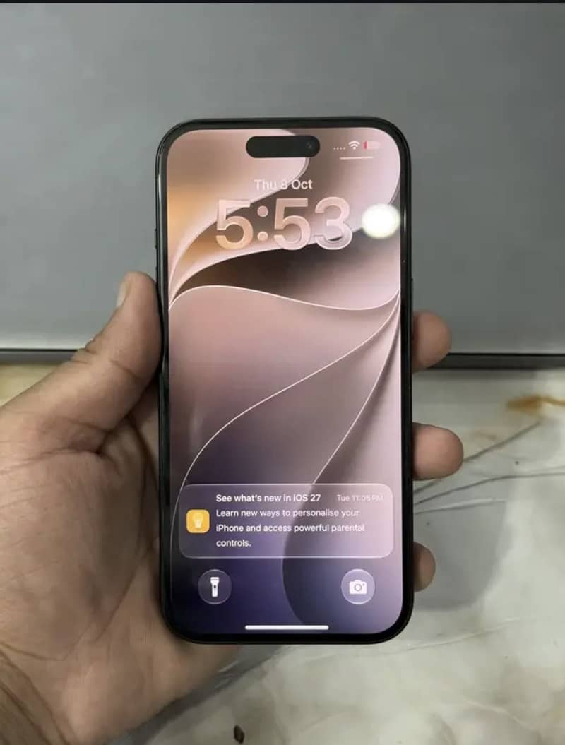 Apple iPhone 15 0