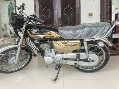 cg 125 Gold edition 2026