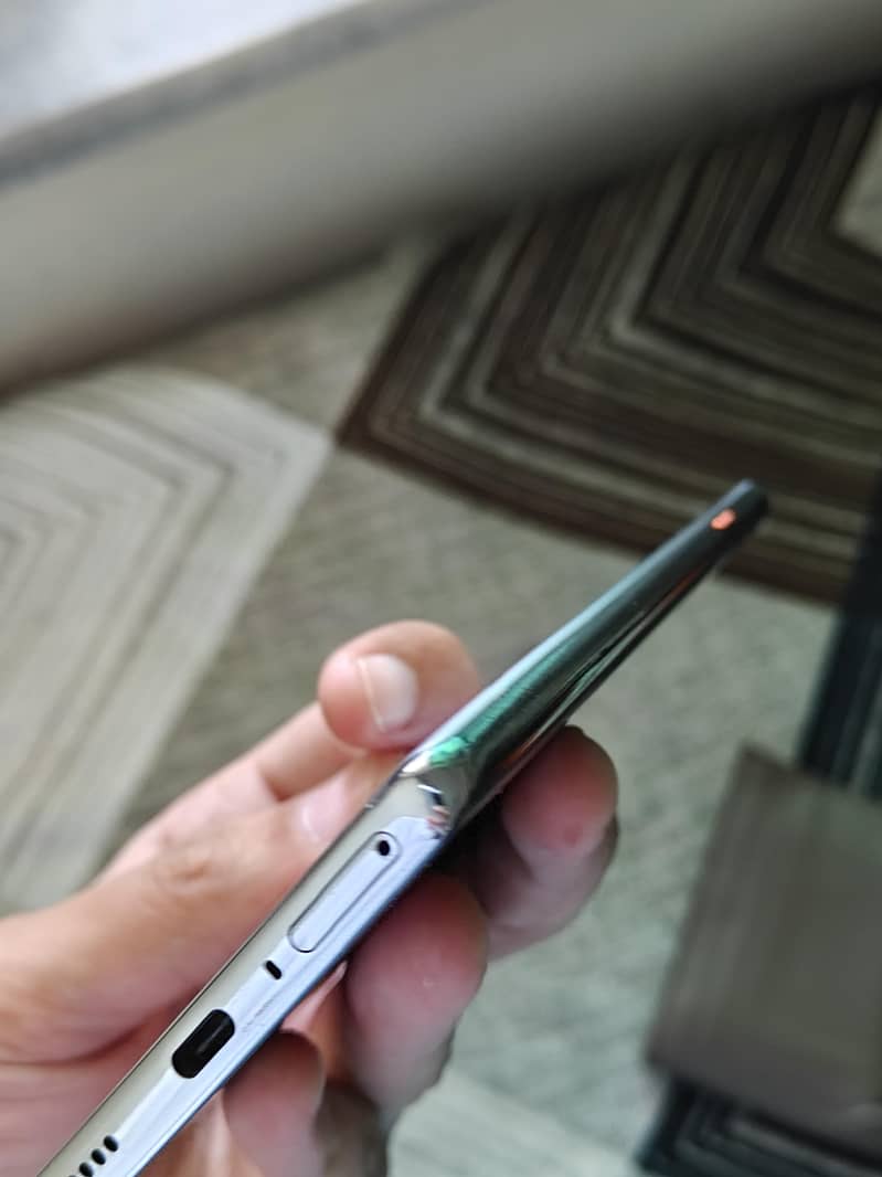 Tecno CAMON 40 Pro 5