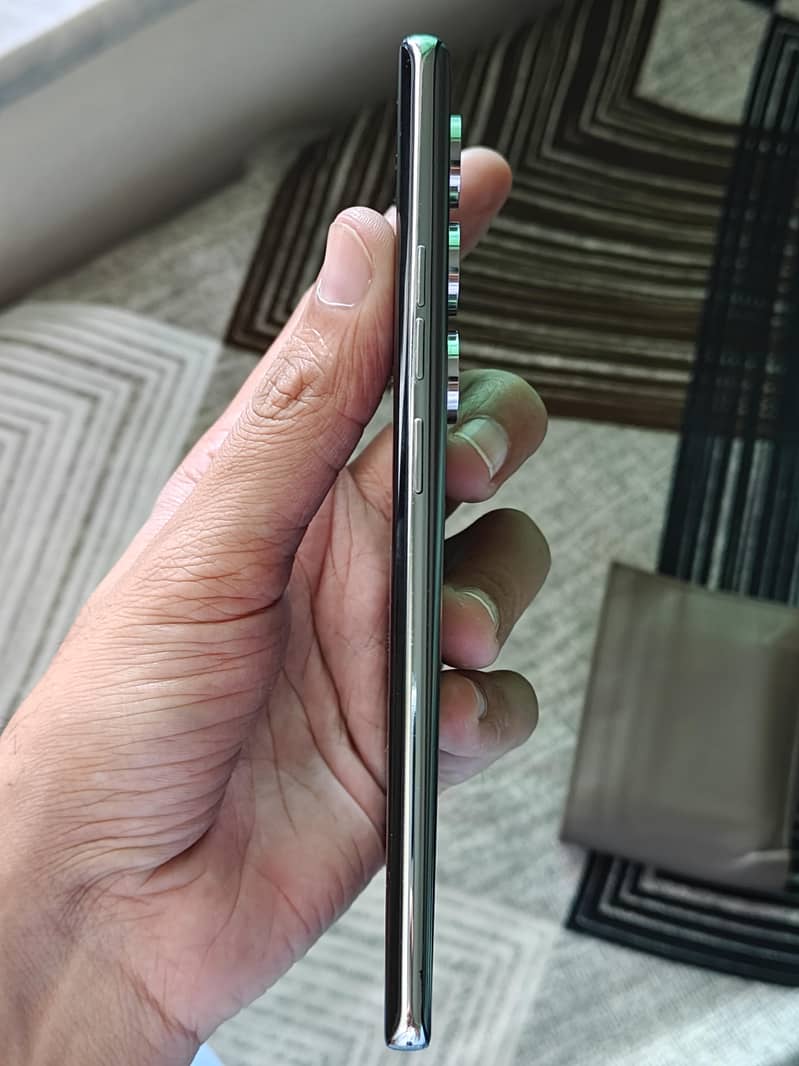 Tecno CAMON 40 Pro 7