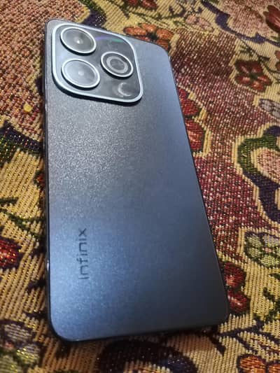 Infinix Hot 40