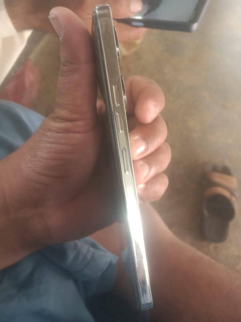 Tecno CAMON 20 Pro 9