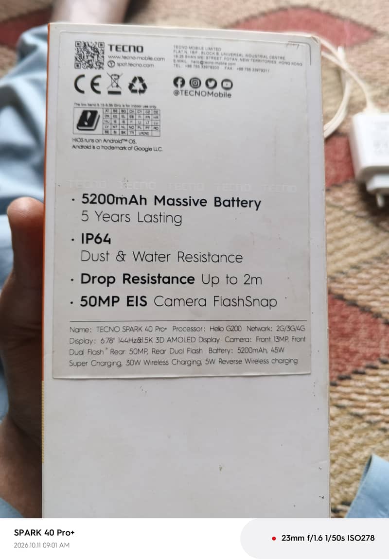 SPARK 40 Pro Plus mobile 1