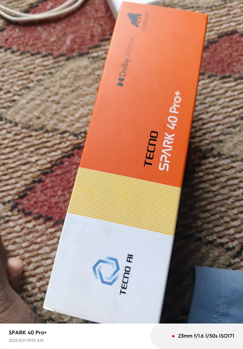 SPARK 40 Pro Plus mobile 3