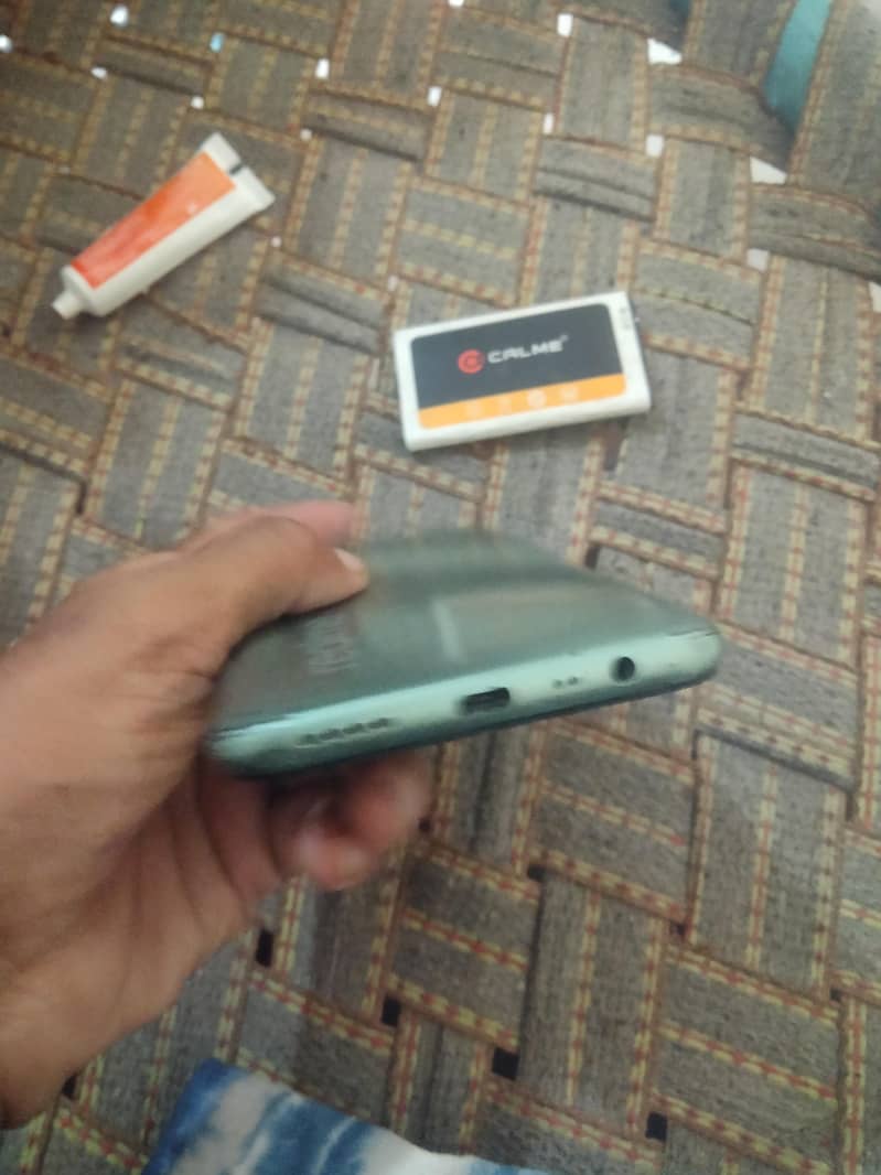 Realme C11 4
