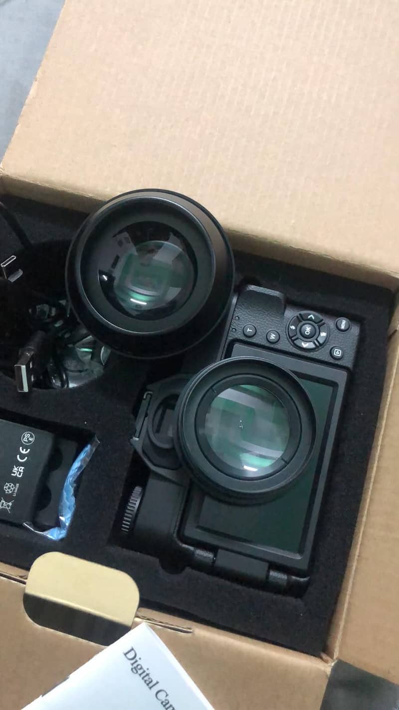 Digital camera 4