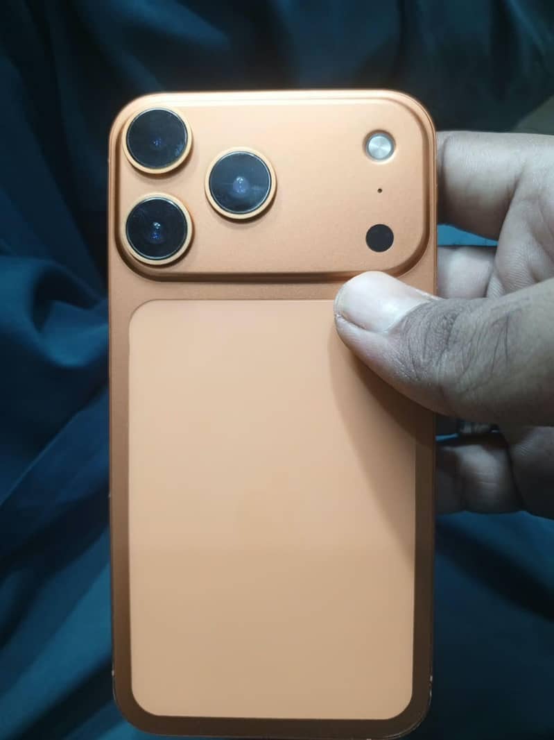 Apple iPhone XR 0