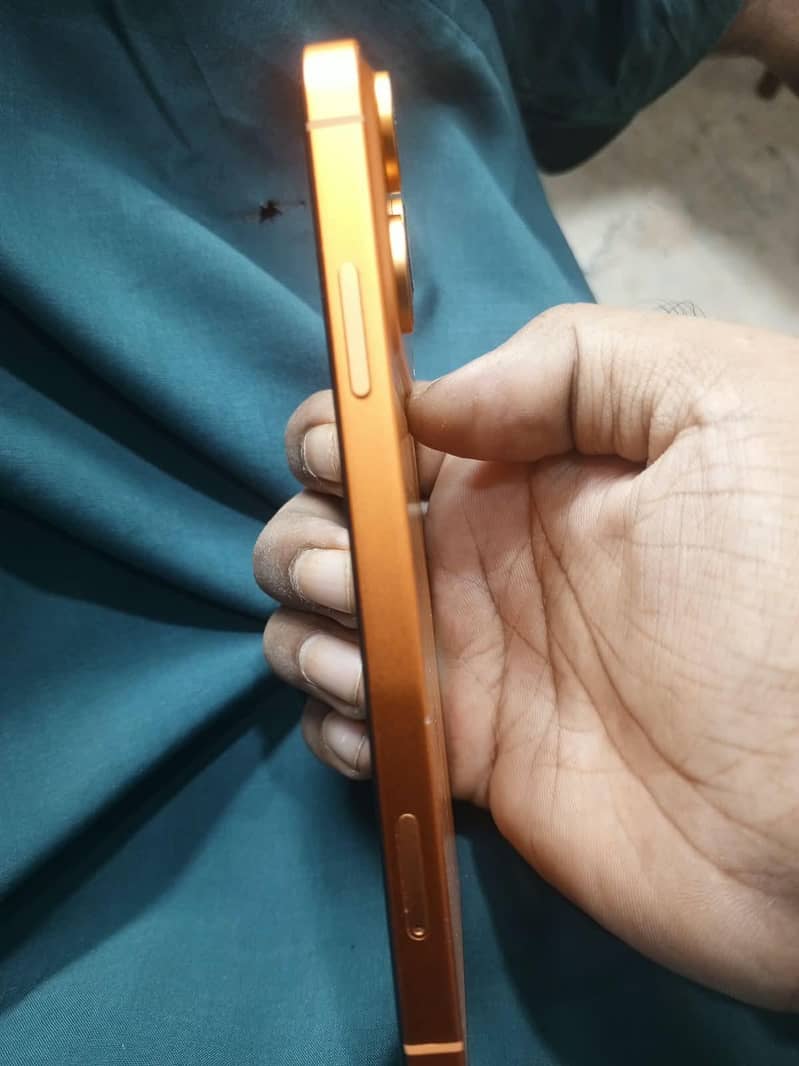 Apple iPhone XR 3