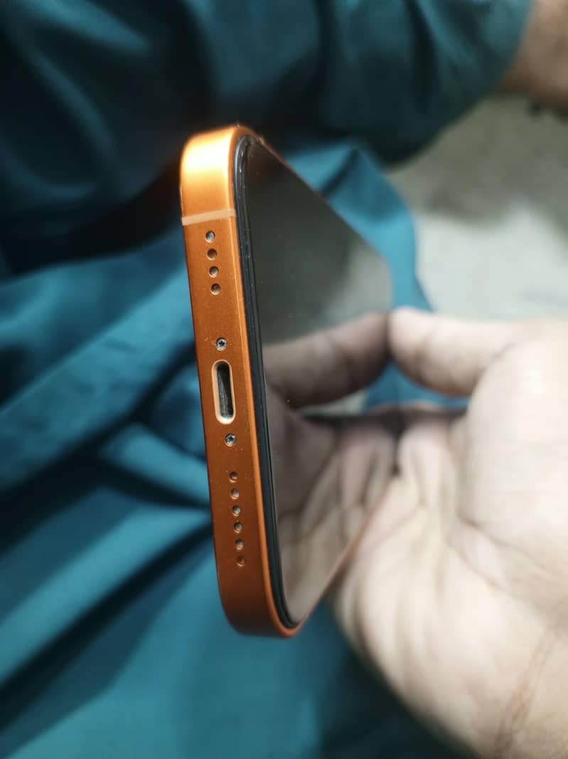 Apple iPhone XR 6