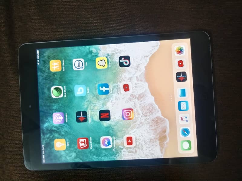 iPad mini 2 in mint condition 2