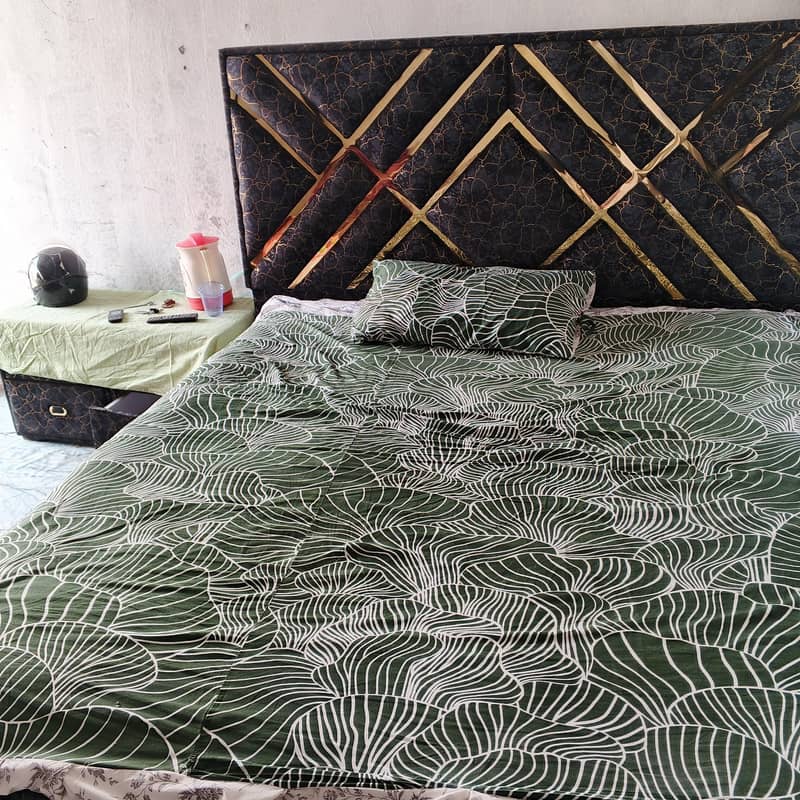 bed 10/10 condition 3
