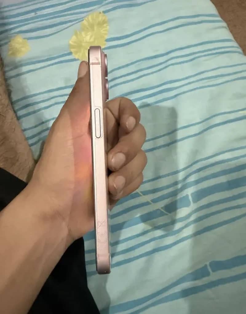 Iphone 15 3