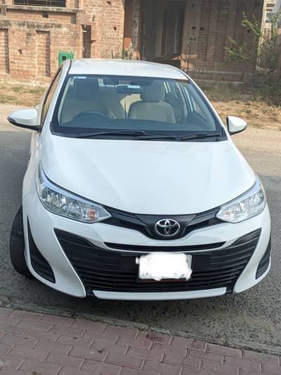 Toyota Yaris 1.3 GLi M/T - 2022 - Genuine - Immaculate Condition
