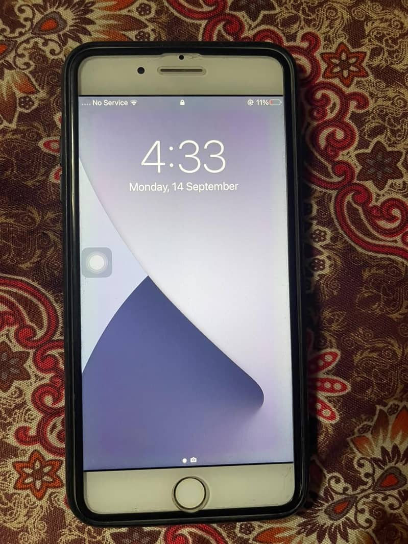 Apple iPhone 7 Plus 1