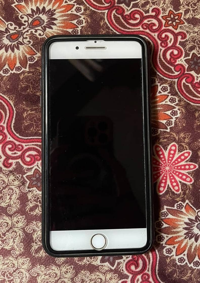 Apple iPhone 7 Plus 3