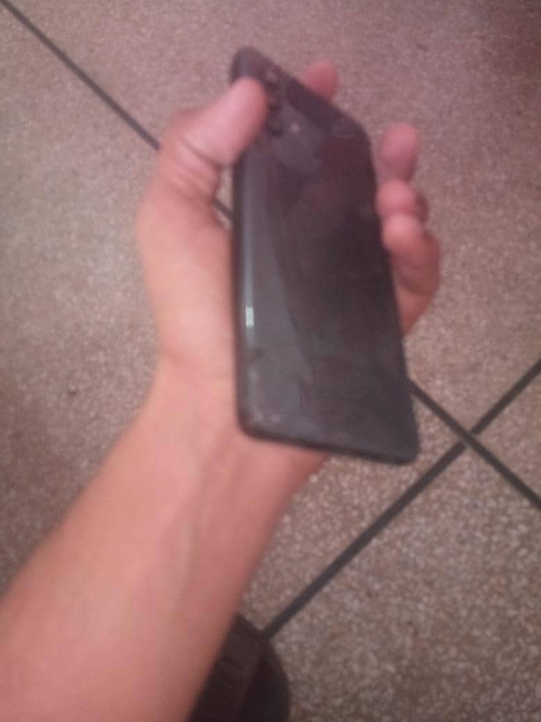 Samsung Mobile A32 1