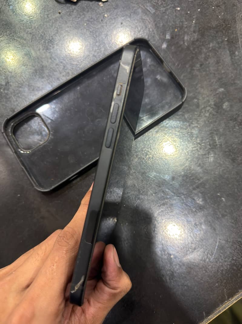 Apple iPhone 15 plus 2