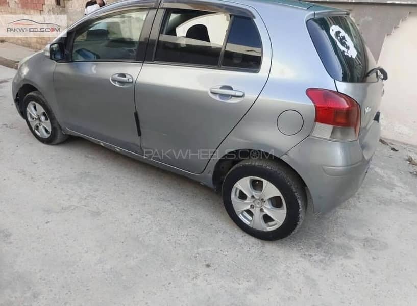 Toyota Vitz 10