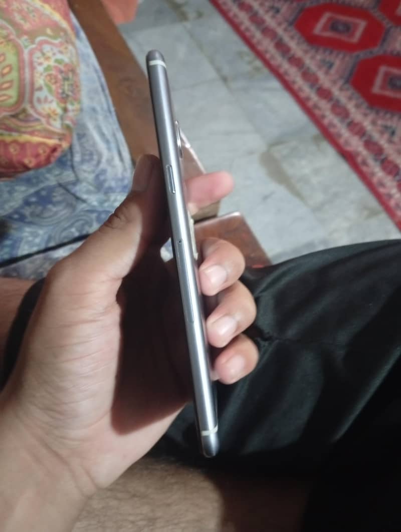 Samsung Mobile C5 3