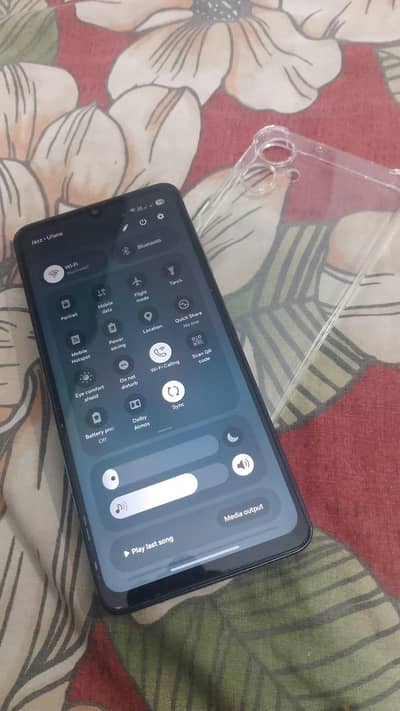 Samsung Galaxy A06 (Read ad)