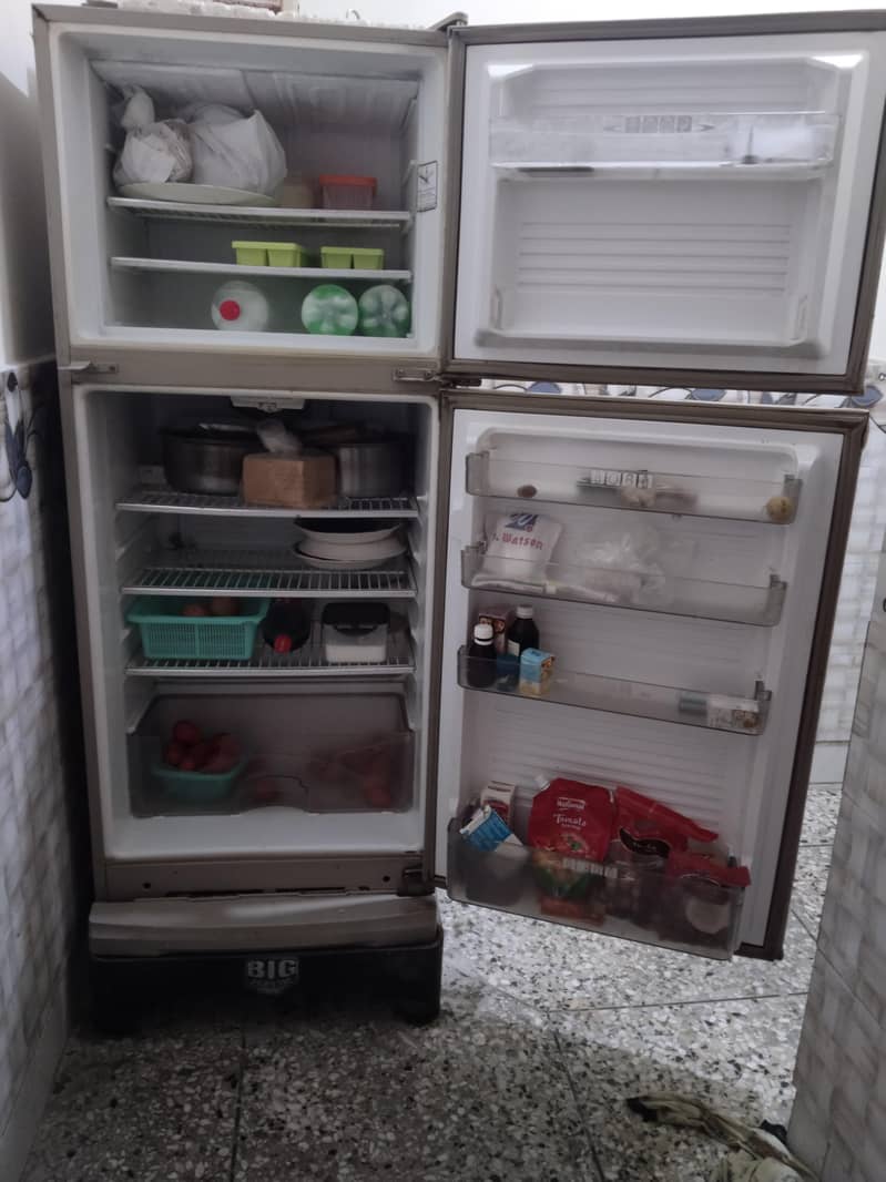Dawlance refrigerator 2