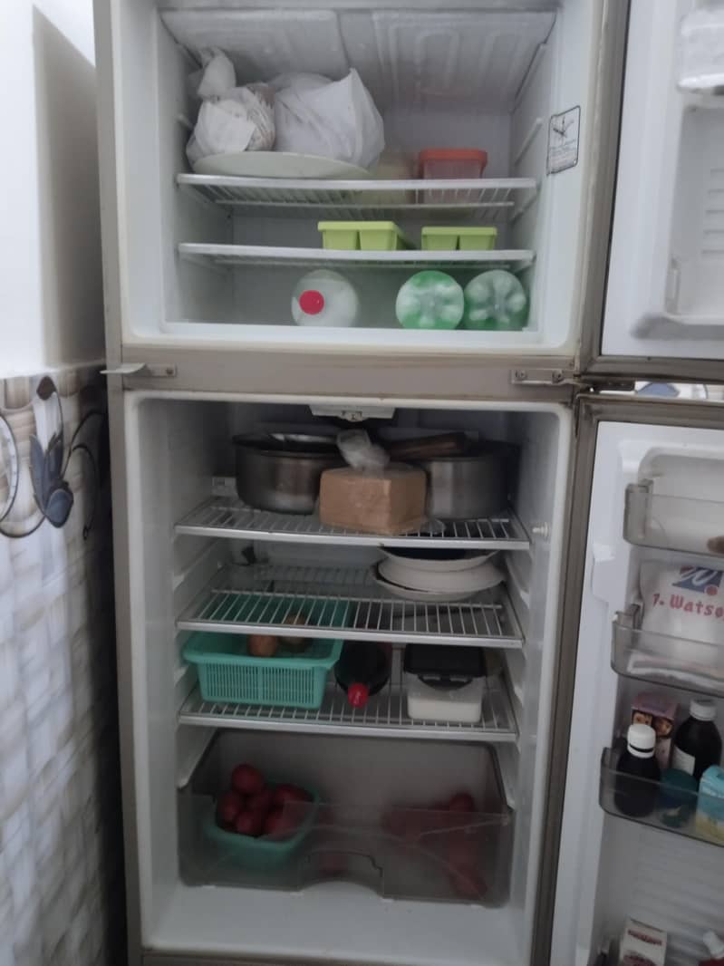 Dawlance refrigerator 3