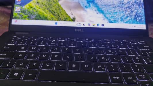 Dell Touch Screen | Core i5 8GB RAM / 256GB SSD]