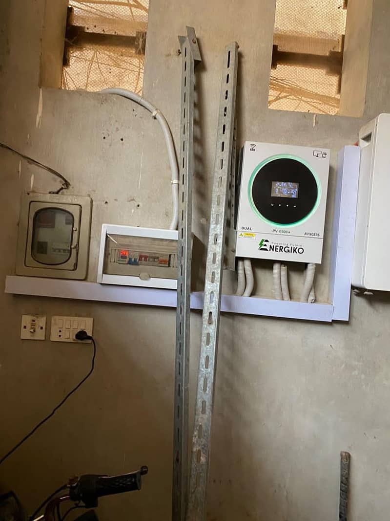 solar stand 2
