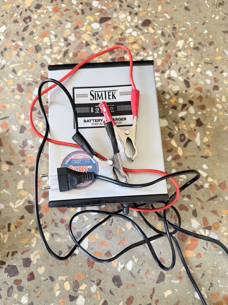 Simtek battery charger 5
