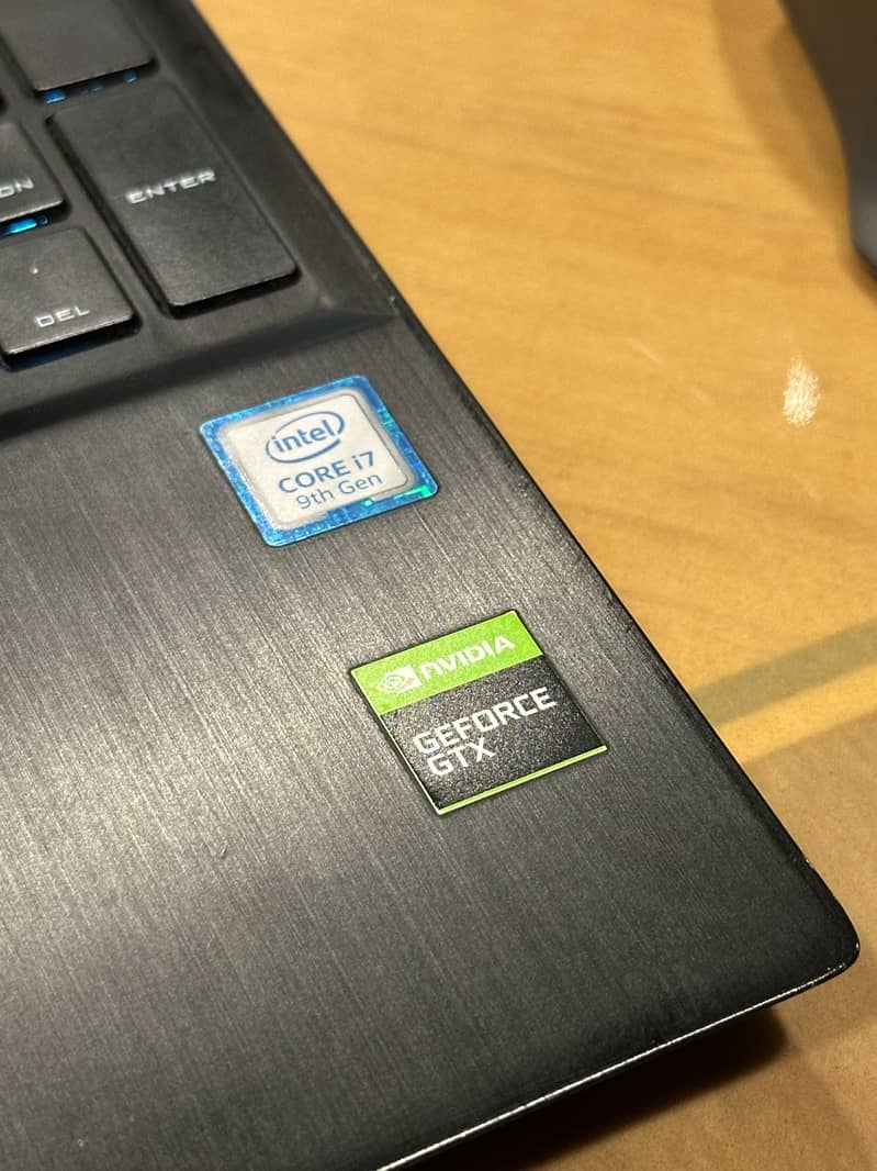 HP Omen 2019 2