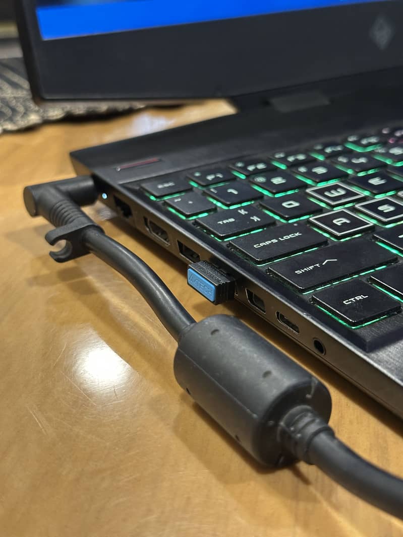 HP Omen 2019 9
