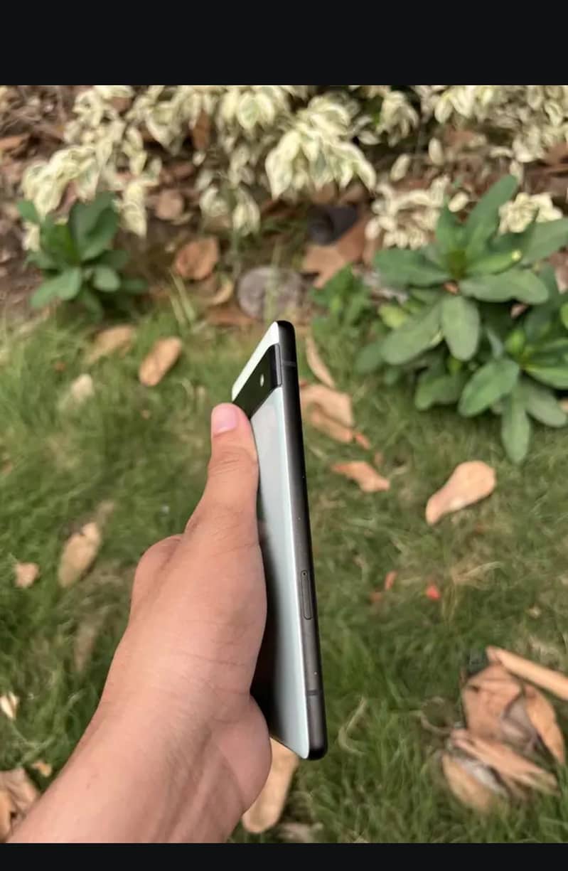 Google Pixel 6a 2