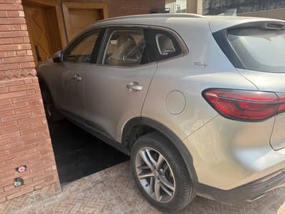 MG HS 2021
