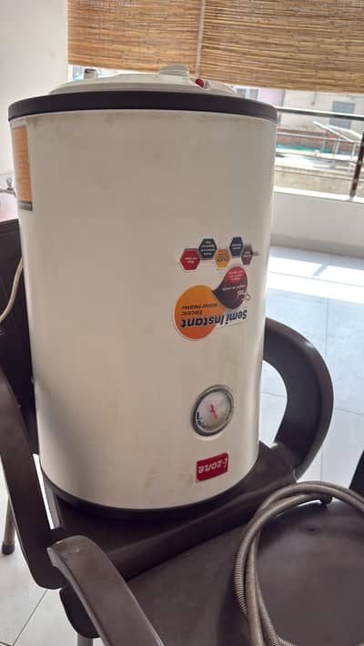 IZONE ELECTRIC GEYSER WCM 50LTR DELUXE