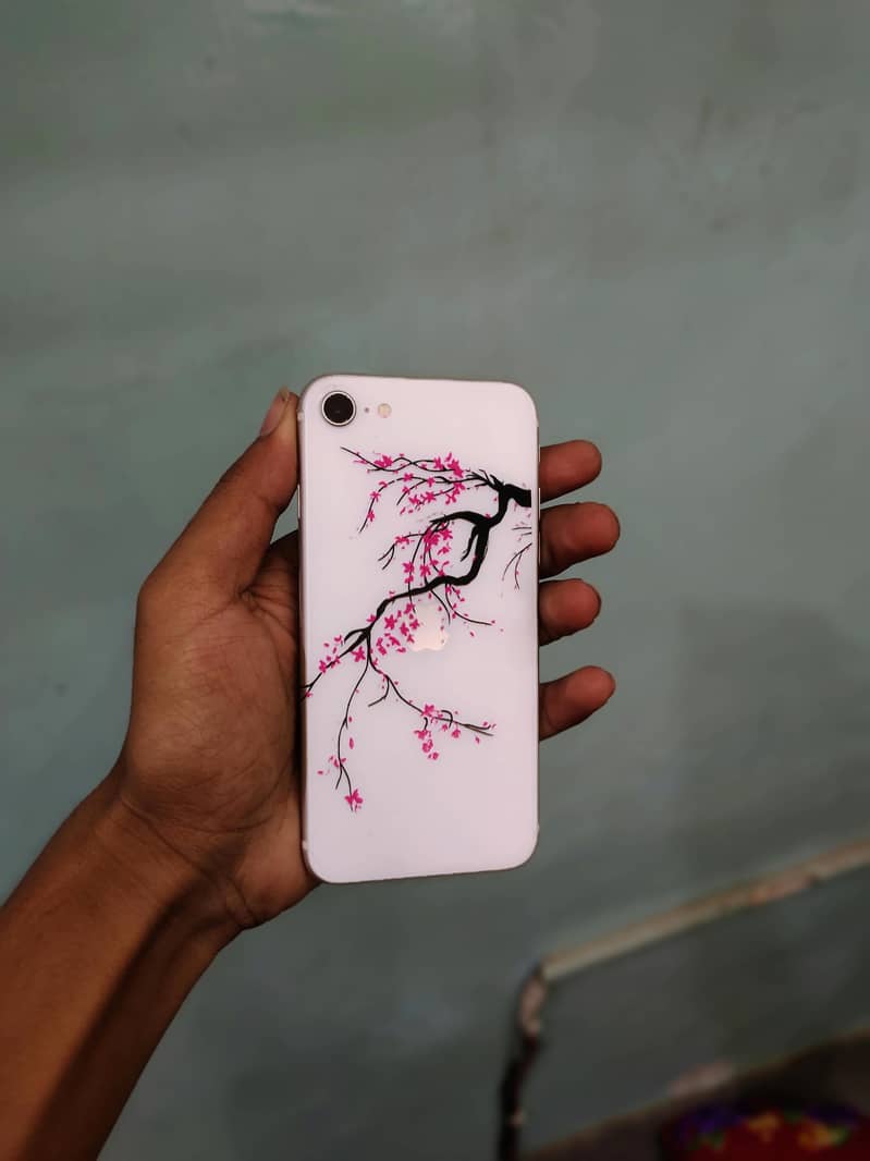 Apple iPhone SE 0