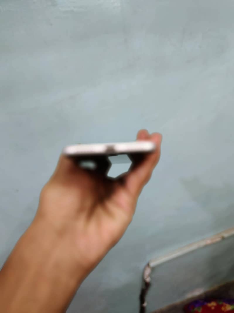 Apple iPhone SE 4