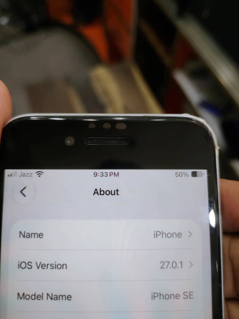 Apple iPhone SE 8