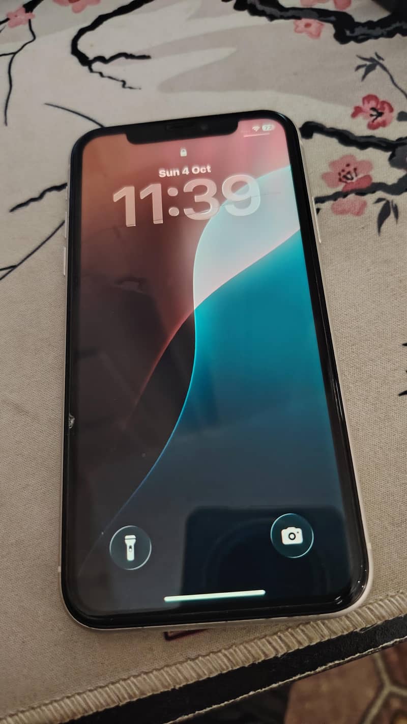 Apple iPhone 11 3
