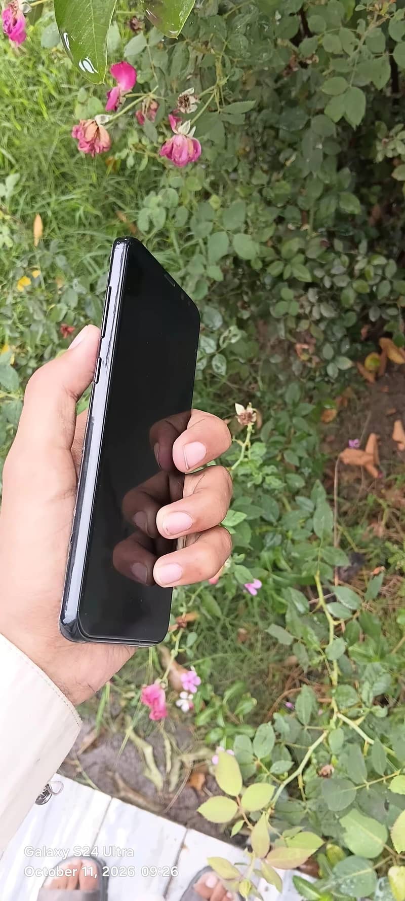 Samsung Mobile S8 Plus 5
